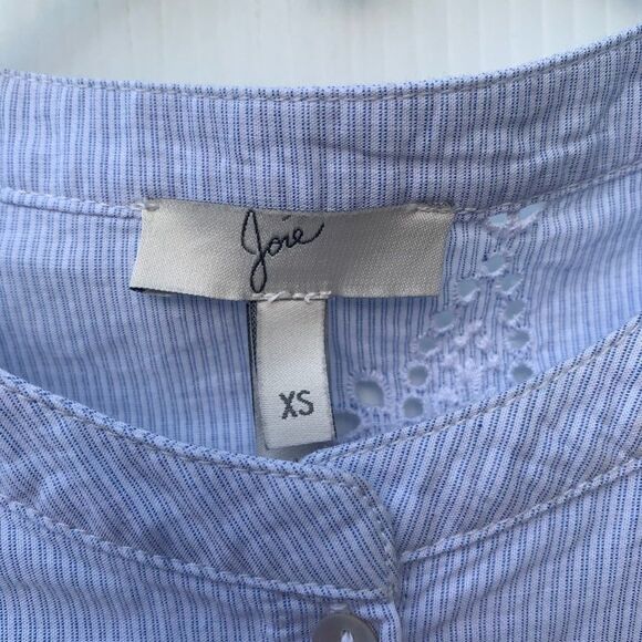 Joie Size XS Blue striped Ruffle Sleeve Eyelet 100% Cotton Button Top - Picture 4 of 4